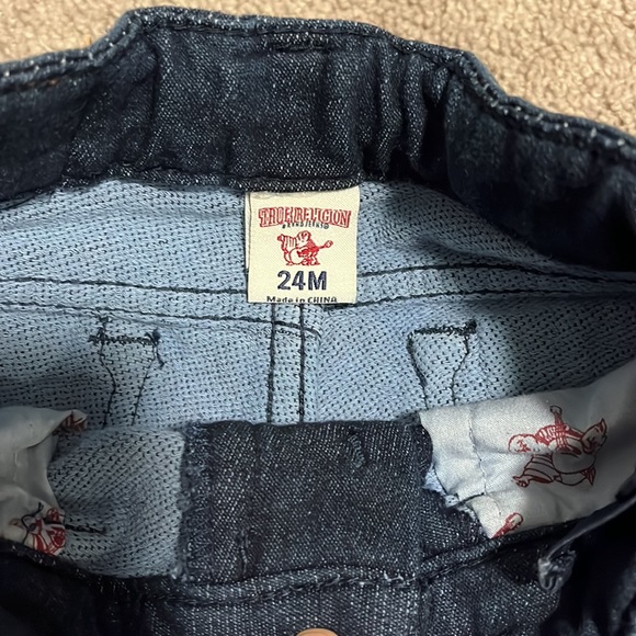 🎊 2/$25  Toddler boy True Religion Jeans 🎊 - Picture 6 of 7